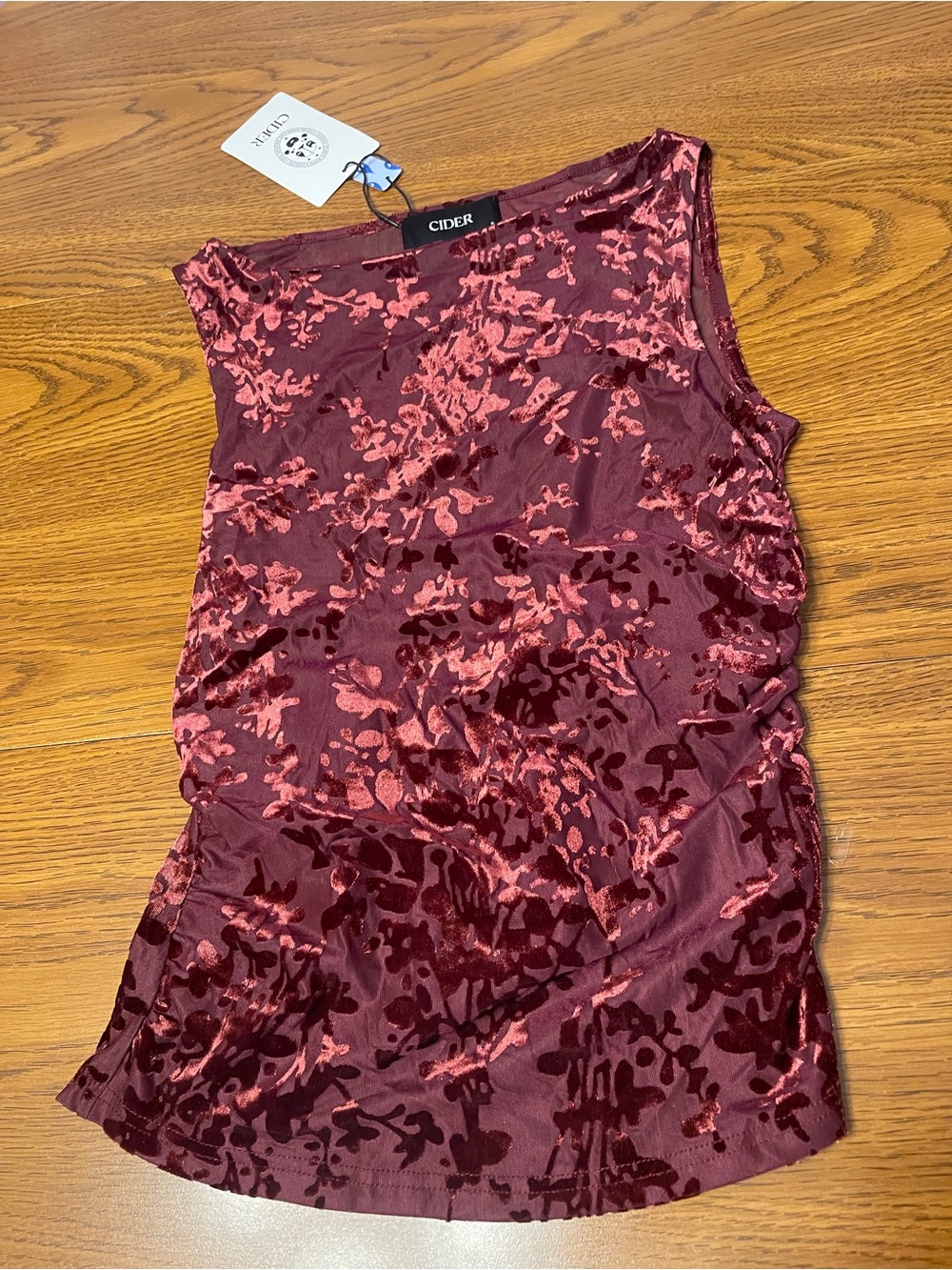 Cider BOAT NECK VELVET FLORAL RUCHED TIE BACK TOP - Picture 8 of 9